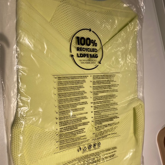 Adidas x Ivy Park Canari Yellow skirt set - Picture 2 of 5